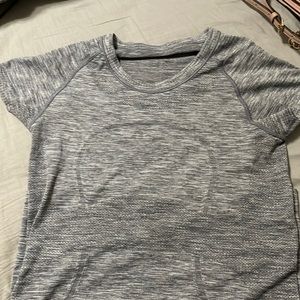 COPY - COPY - Lululemon grey short sleeve